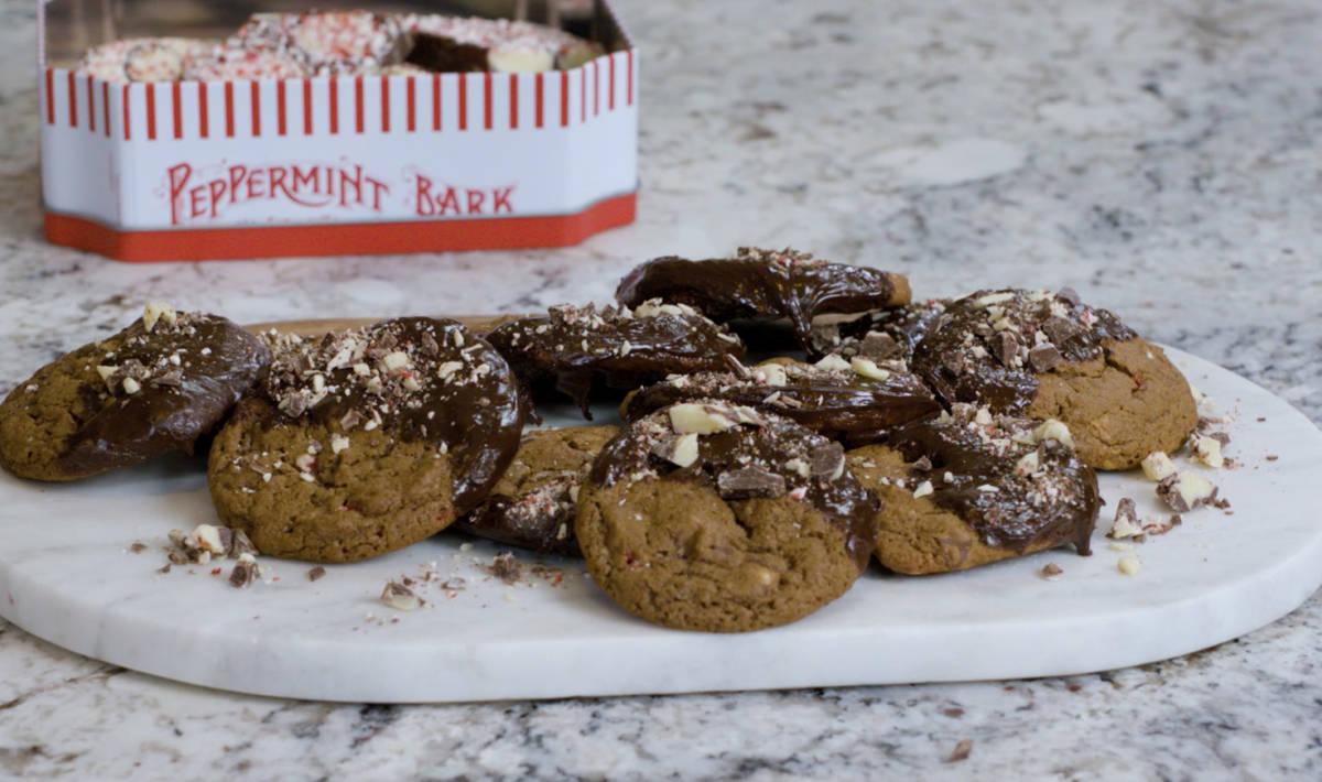 Article Cards Featured Image Peppermint Bark Cookies Thumbnail