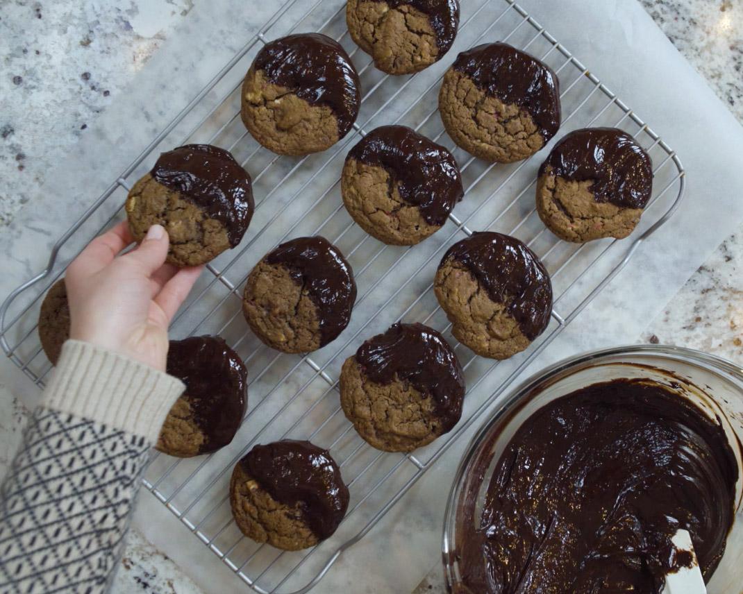 Chocolate Peppermint Cookies with Ganache